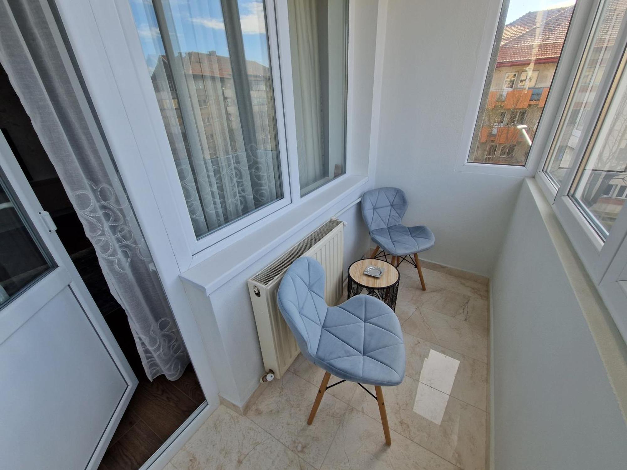 Downtown Apartment Râmnicu Vâlcea Buitenkant foto