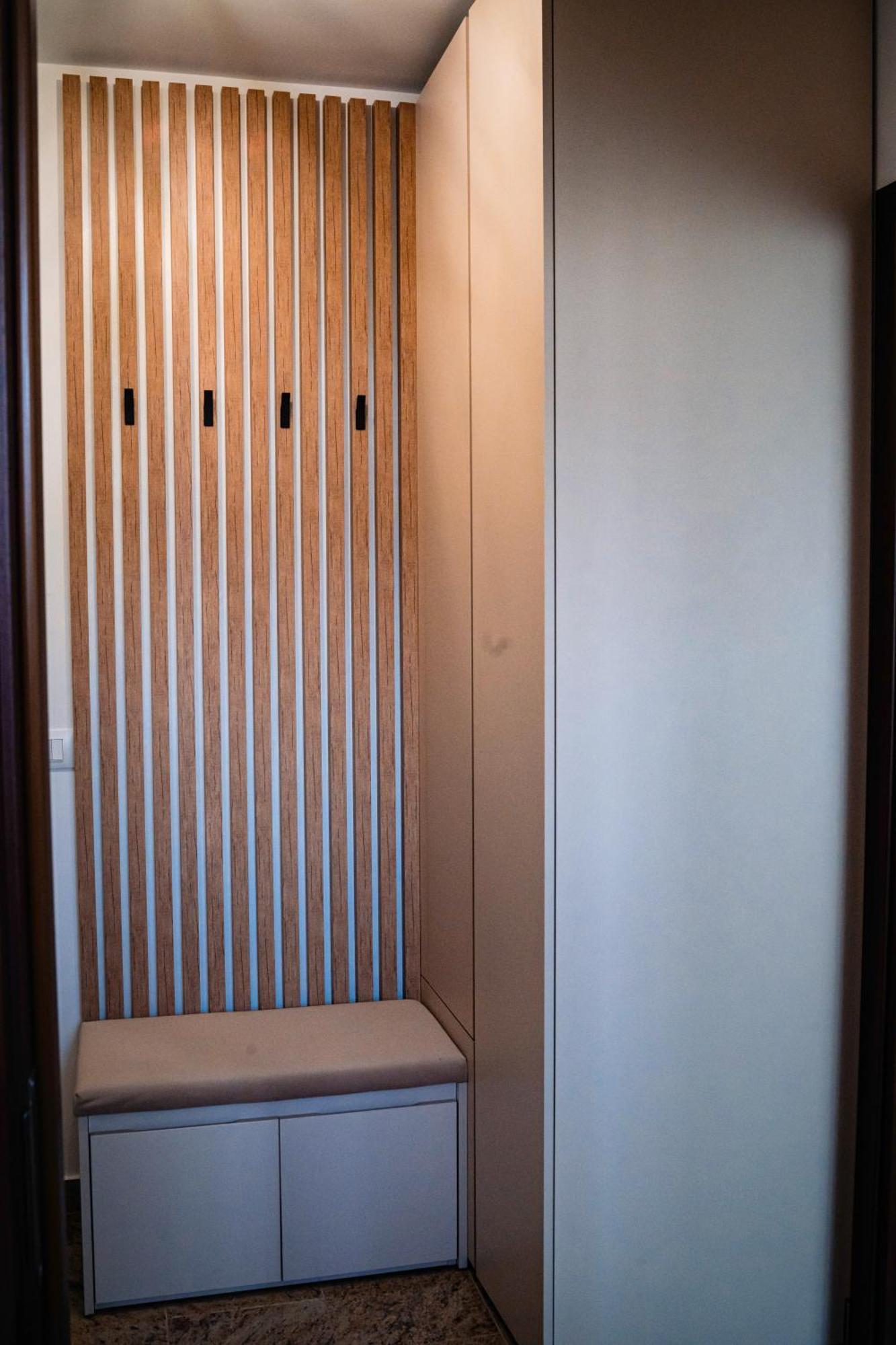 Downtown Apartment Râmnicu Vâlcea Buitenkant foto