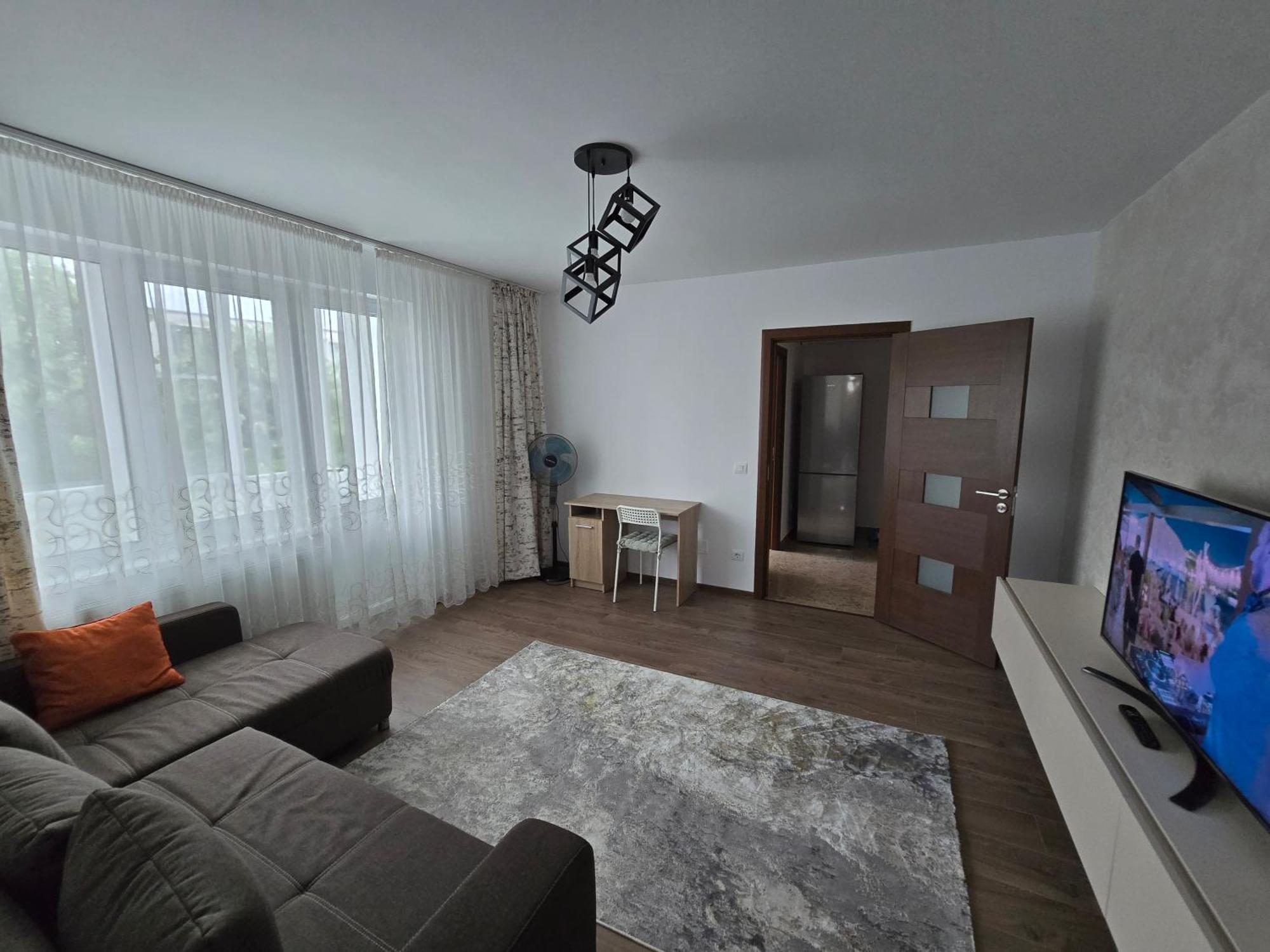 Downtown Apartment Râmnicu Vâlcea Buitenkant foto